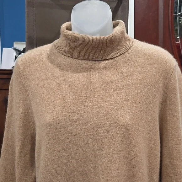 Charter Club Camel 100% Cashmere Turtleneck Sweater, XL - Picture 4 of 8